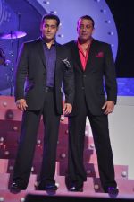 Salman Khan, Sanjay Dutt at Big Boss 5 Launch in Mehboob on 29th Sept 2011 (59).JPG